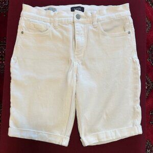 NYDJ (Not Your Daughters Jeans) White Briella Twill Shorts - Size 6P